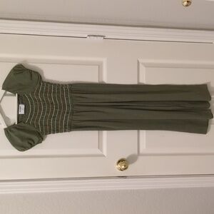 Girls Old Navy Romper size large smocked top Olive green